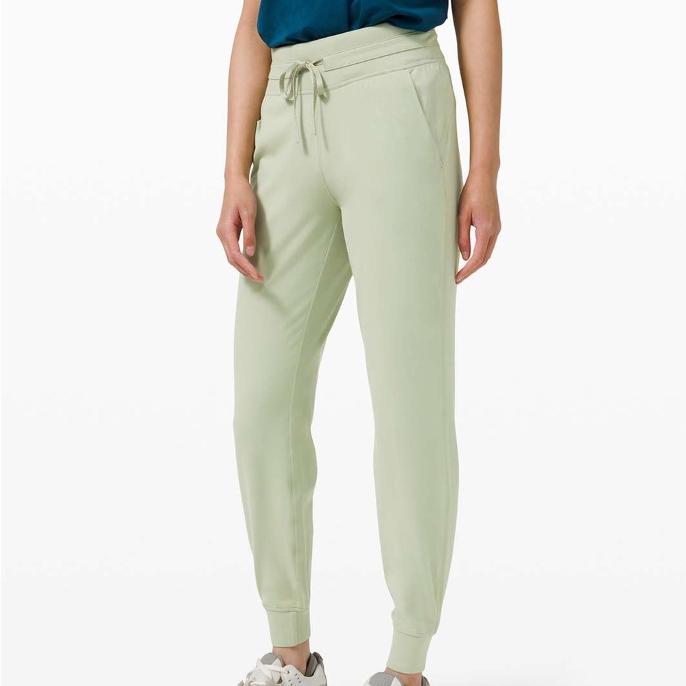 NWT! Lululemon Ready to Rulu Joggers size 4 mint green
